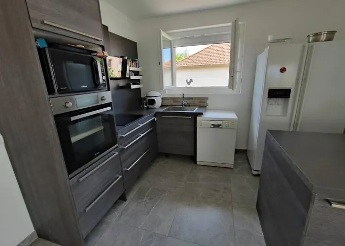 Petite Maison De 70m2 Tres Calme Апартаменты